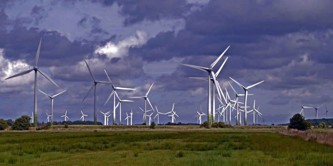 (c)Pixabay hpgruesen / wind-farm