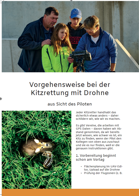Buchseite mit zwei großen Bildern, auf dem oberen beugen sich Personen über einen Bildschirm, auf dem unteren sieht man zwei Rehe in einer Wiese von oben, dazwischen Text mit dem Titel: Vorgehensweise bei der Kitzrettung mit Drohne